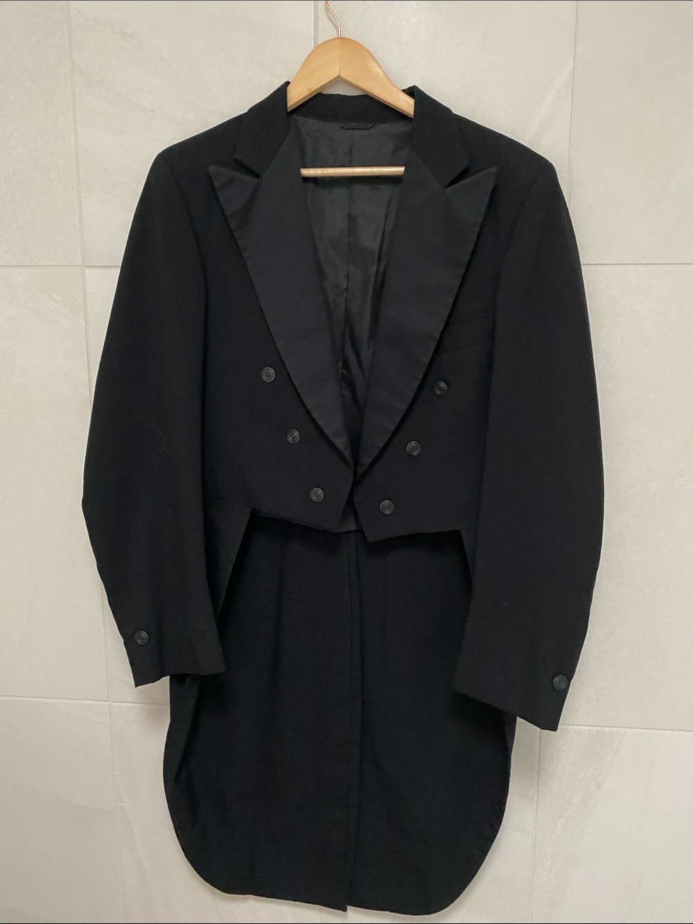 Vintage Mens Tuxedo Eisenhower Cut Tailcoat 40L